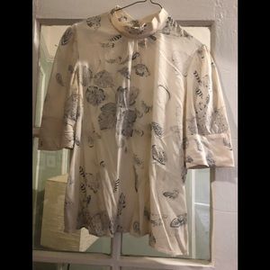 Super cute Theory top